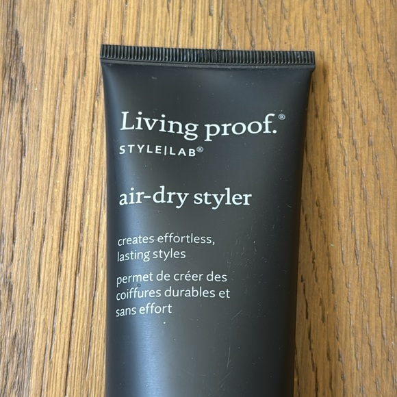 New Living Proof Air-Dry Styler - Picture 2 of 4